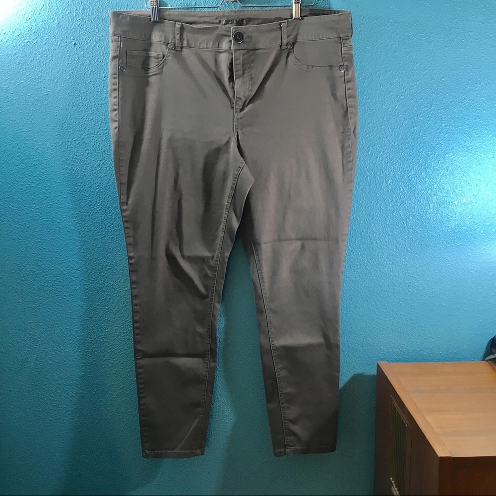 Maurices olive green jeggings